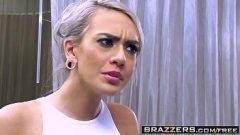 Sexo entre mulheres gostosas são filmadas em plena massagista