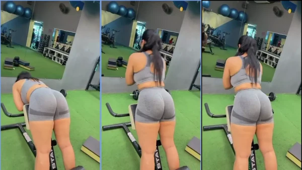 Coroa gostosa Alessandra Marques sensualizando na academia