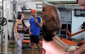 Coroa cavala provocando o personal e fudendo com dois na academia até gozar gostoso