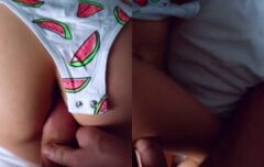Ninfetinha safada sentando com força no pau até gozar gostoso na cama