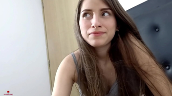 Sexo de incesto com irmã branquinha da buceta rosa